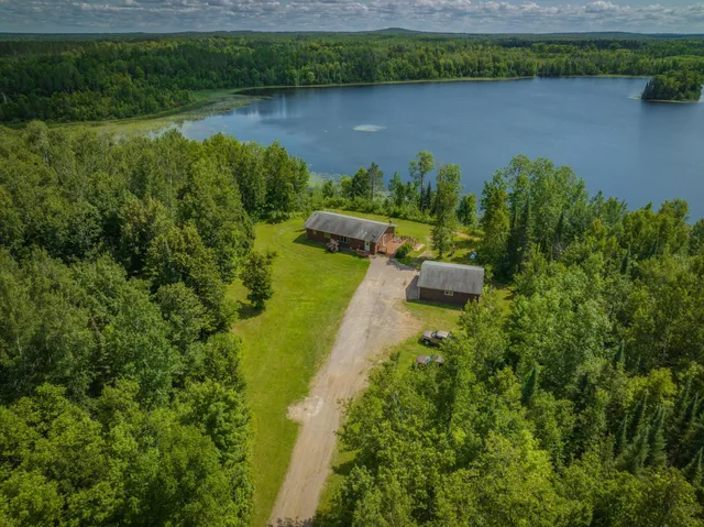 $475,000 | 27162 County Road 16, Hibbing, MN 55746