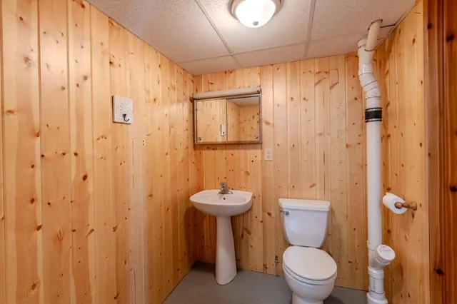 $475,000 | 27162 County Road 16, Hibbing, MN 55746