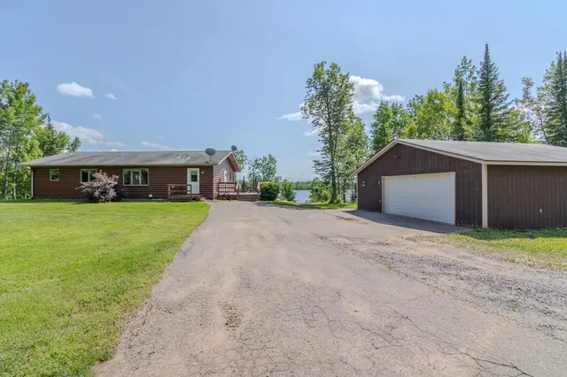$475,000 | 27162 County Road 16, Hibbing, MN 55746
