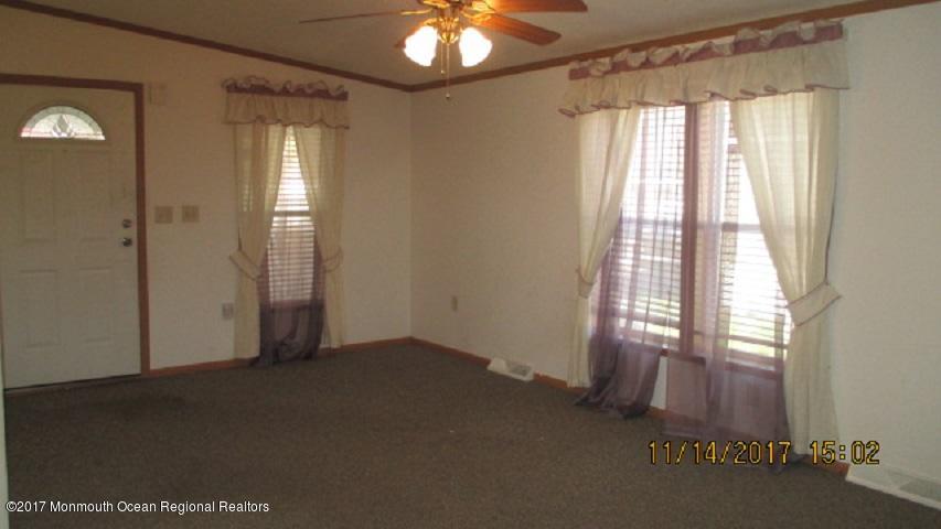 72 Village Road Morganville, NJ 07751 - Photo 3 of 12 LIVING ROOM