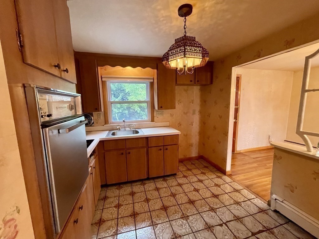 2 Blueview Road Boston, MA 02132 - Photo 8 of 17 Gallery Image 8