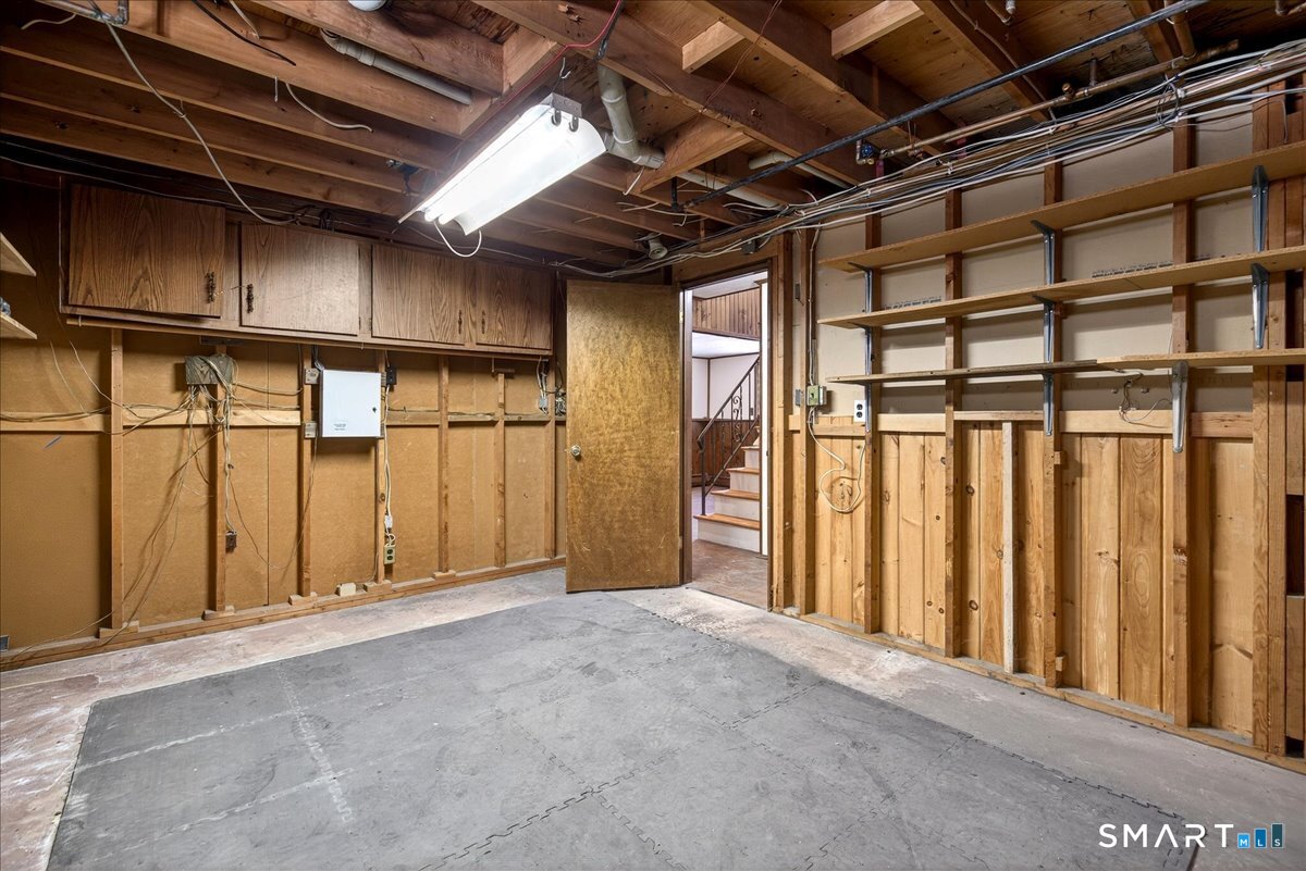 80 Flower Drive Hamden, CT 06518 - Photo 22 of 28 a view of an empty room