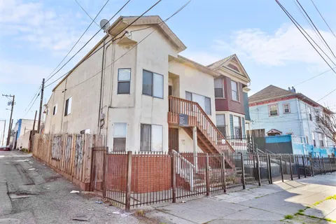 $625,000 | 1418 15th Avenue, Oakland, CA 94606