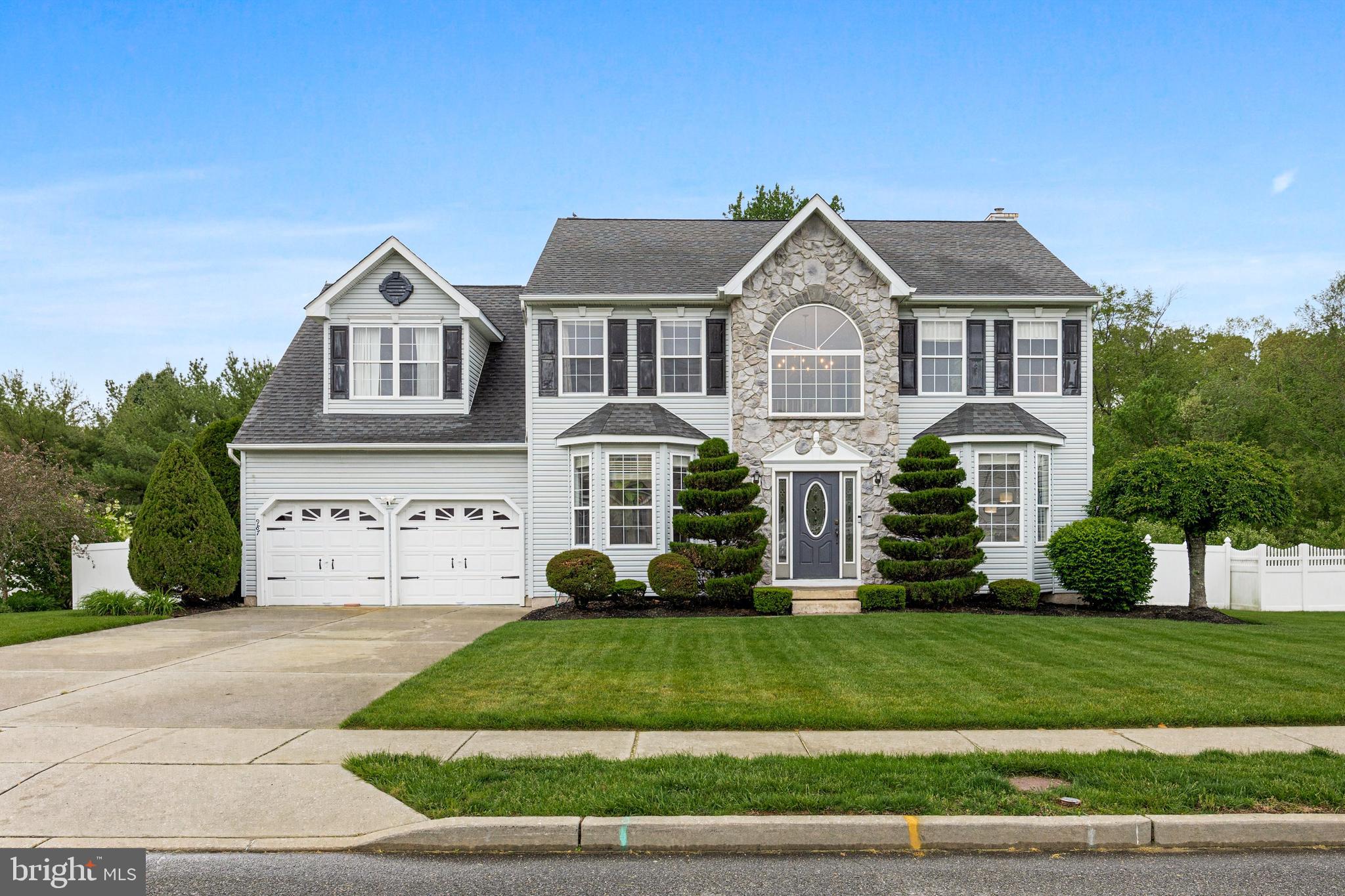 987 Honeysuckle Road Williamstown, NJ 08094 - Photo 1 of 65