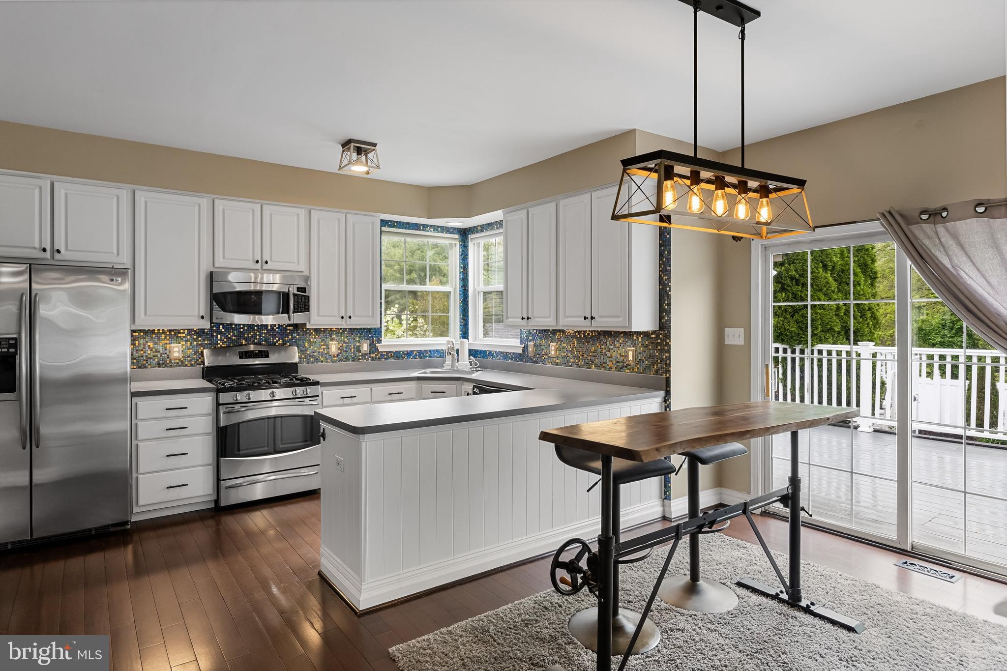 987 Honeysuckle Road Williamstown, NJ 08094 - Photo 15 of 65