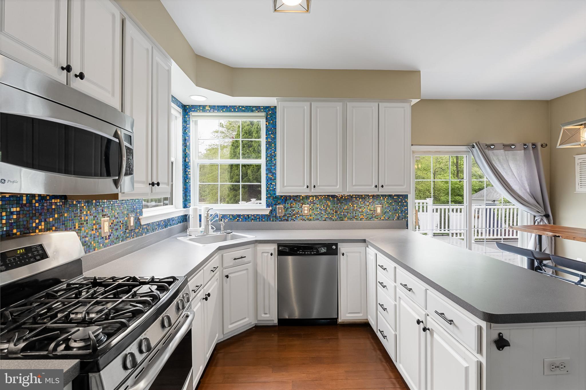 987 Honeysuckle Road Williamstown, NJ 08094 - Photo 18 of 65