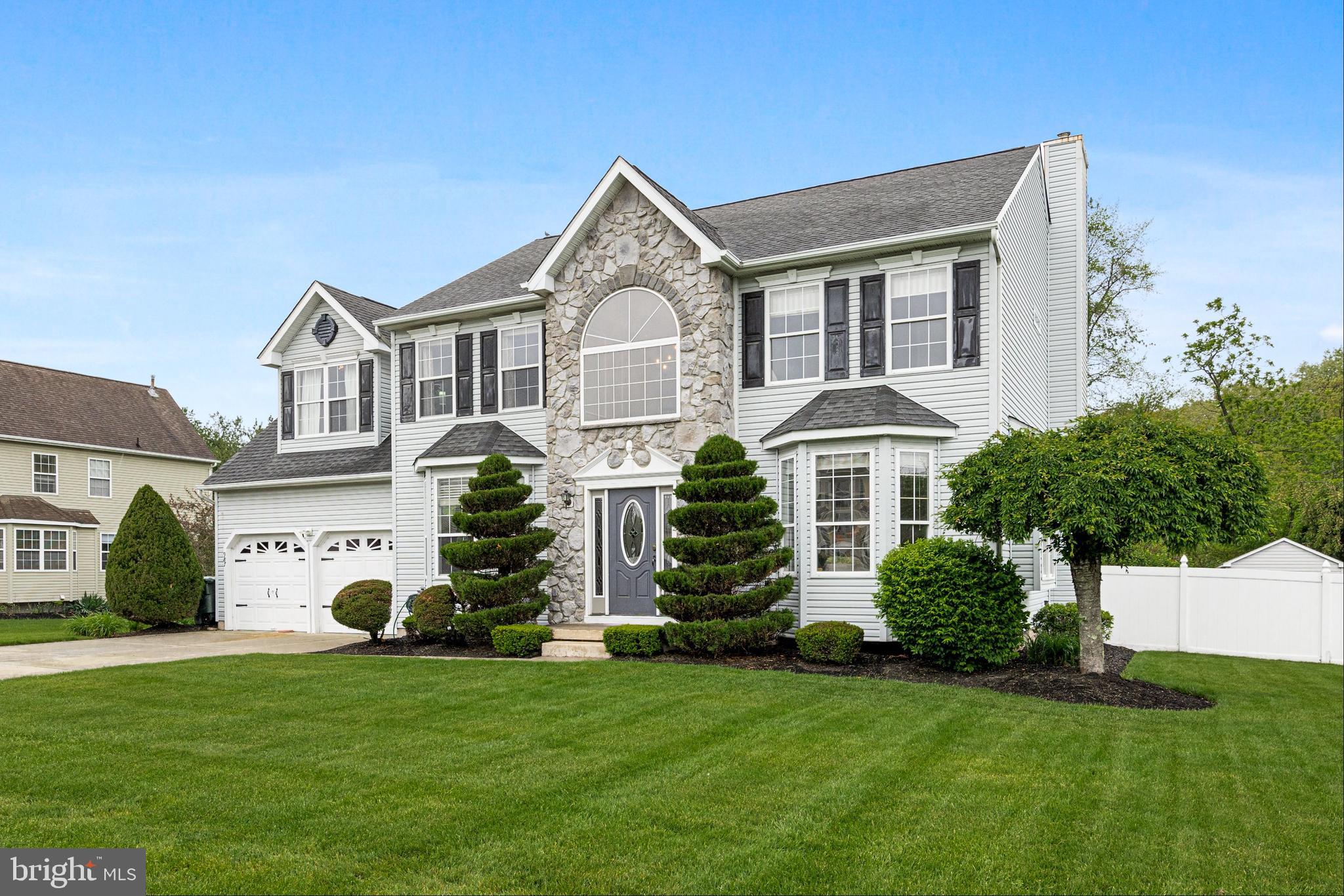 987 Honeysuckle Road Williamstown, NJ 08094 - Photo 2 of 65