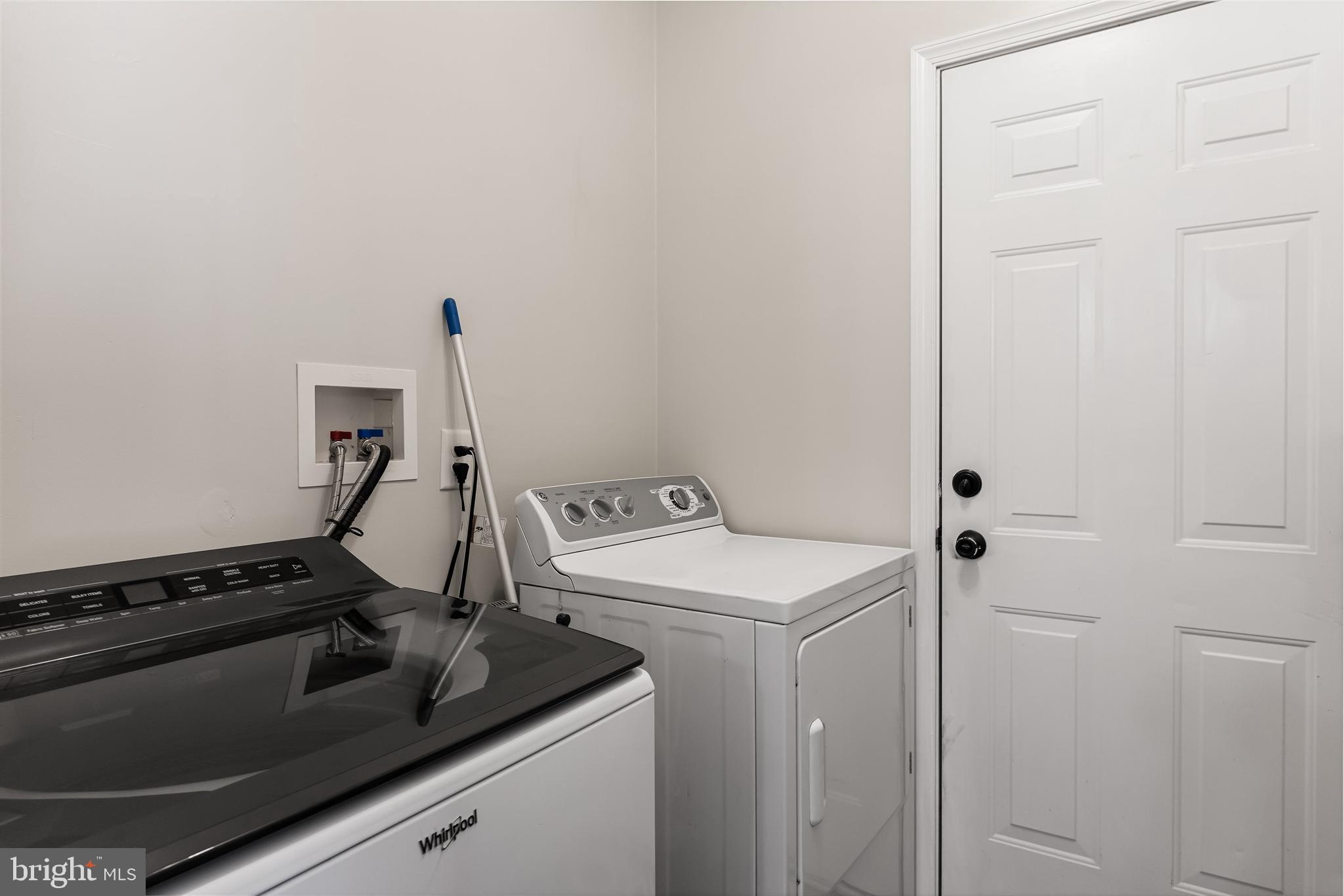 987 Honeysuckle Road Williamstown, NJ 08094 - Photo 21 of 65