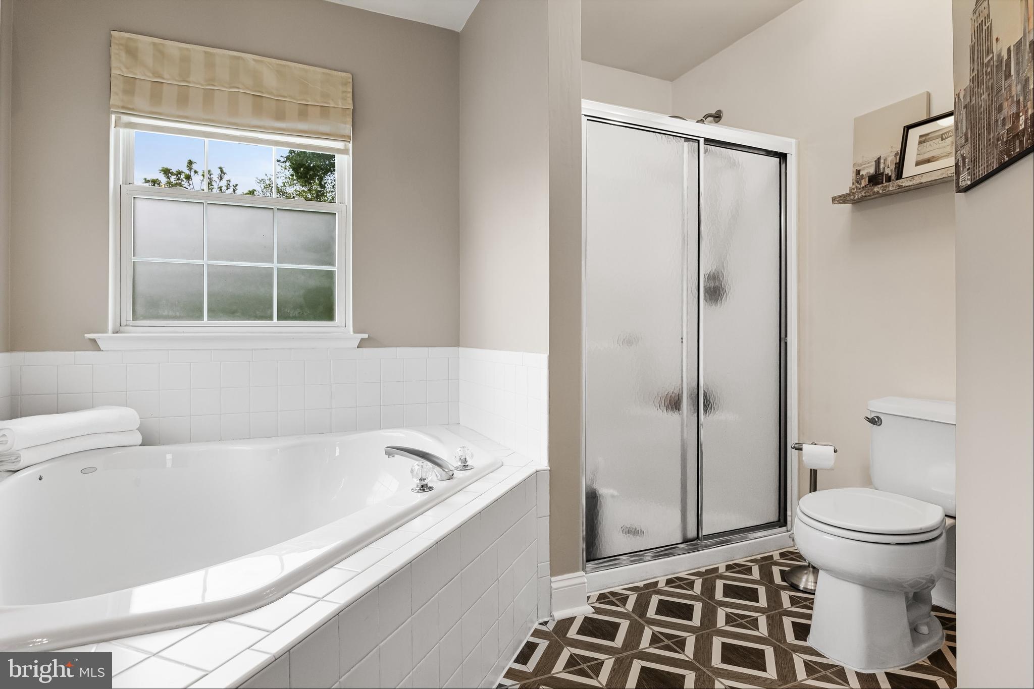 987 Honeysuckle Road Williamstown, NJ 08094 - Photo 33 of 65