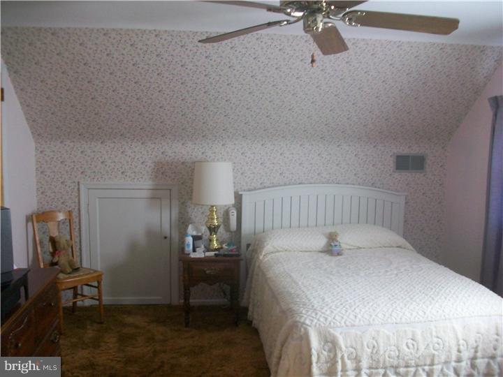 216 Hampton Road Hatboro, PA 19040 - Photo 16 of 25 Gallery Image 16