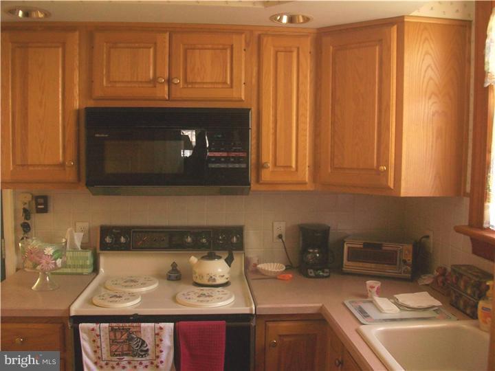 216 Hampton Road Hatboro, PA 19040 - Photo 7 of 25 Gallery Image 7