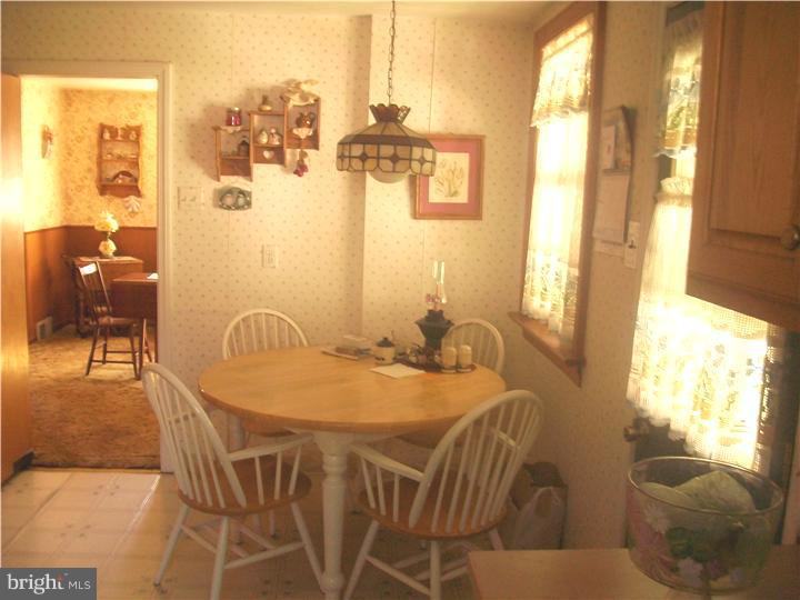 216 Hampton Road Hatboro, PA 19040 - Photo 10 of 25 Gallery Image 10