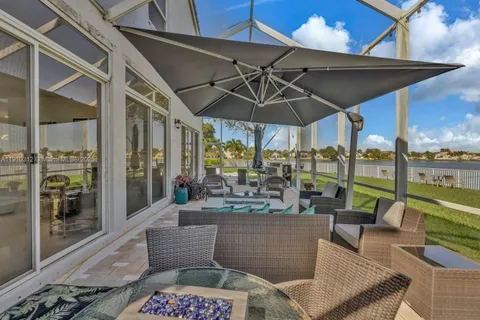 $975,000 | 15697 Northwest 12th Place, Pembroke Pines, FL 33028