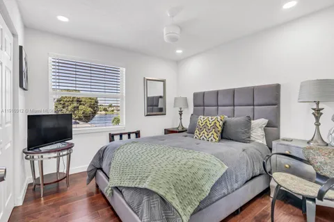 $975,000 | 15697 Northwest 12th Place, Pembroke Pines, FL 33028