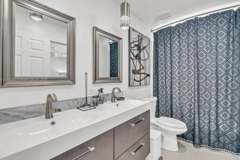 $975,000 | 15697 Northwest 12th Place, Pembroke Pines, FL 33028