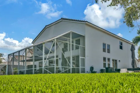 $975,000 | 15697 Northwest 12th Place, Pembroke Pines, FL 33028