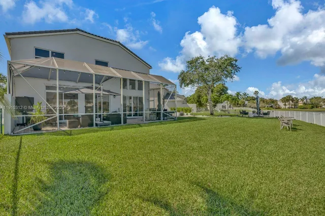 $975,000 | 15697 Northwest 12th Place, Pembroke Pines, FL 33028