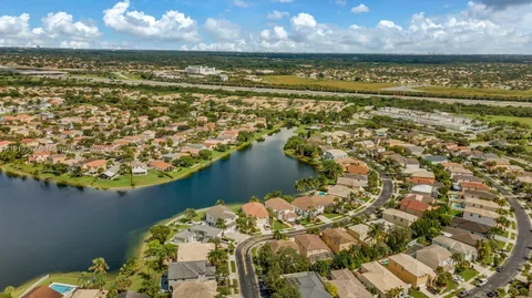 $975,000 | 15697 Northwest 12th Place, Pembroke Pines, FL 33028