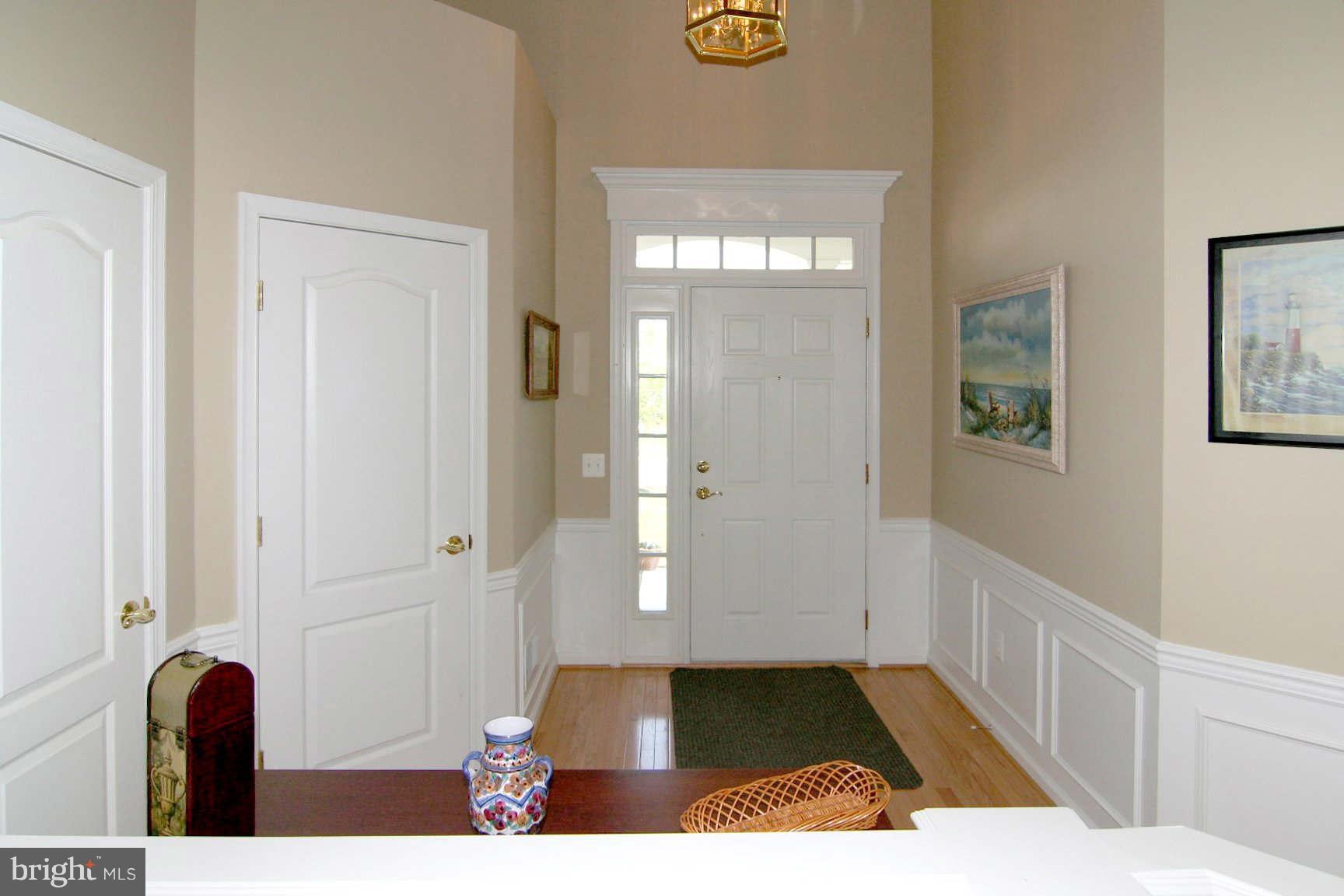 8237 Academy Road, Unit 39 Ellicott City, MD 21043 - Photo 9 of 22 Foyer