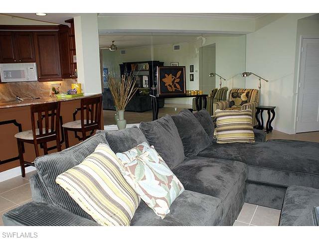 451 Bayfront Place, Unit 5206 Naples, FL 34102 - Photo 13 of 23