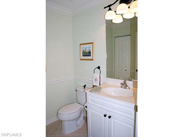 451 Bayfront Place, Unit 5206 Naples, FL 34102 - Photo 15 of 23