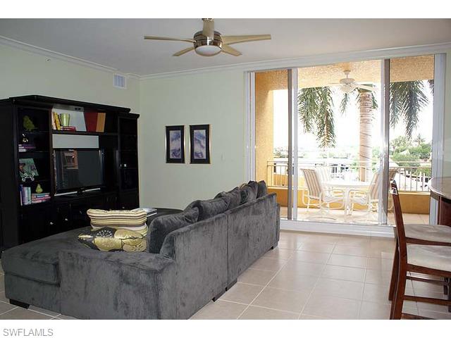 451 Bayfront Place, Unit 5206 Naples, FL 34102 - Photo 5 of 23