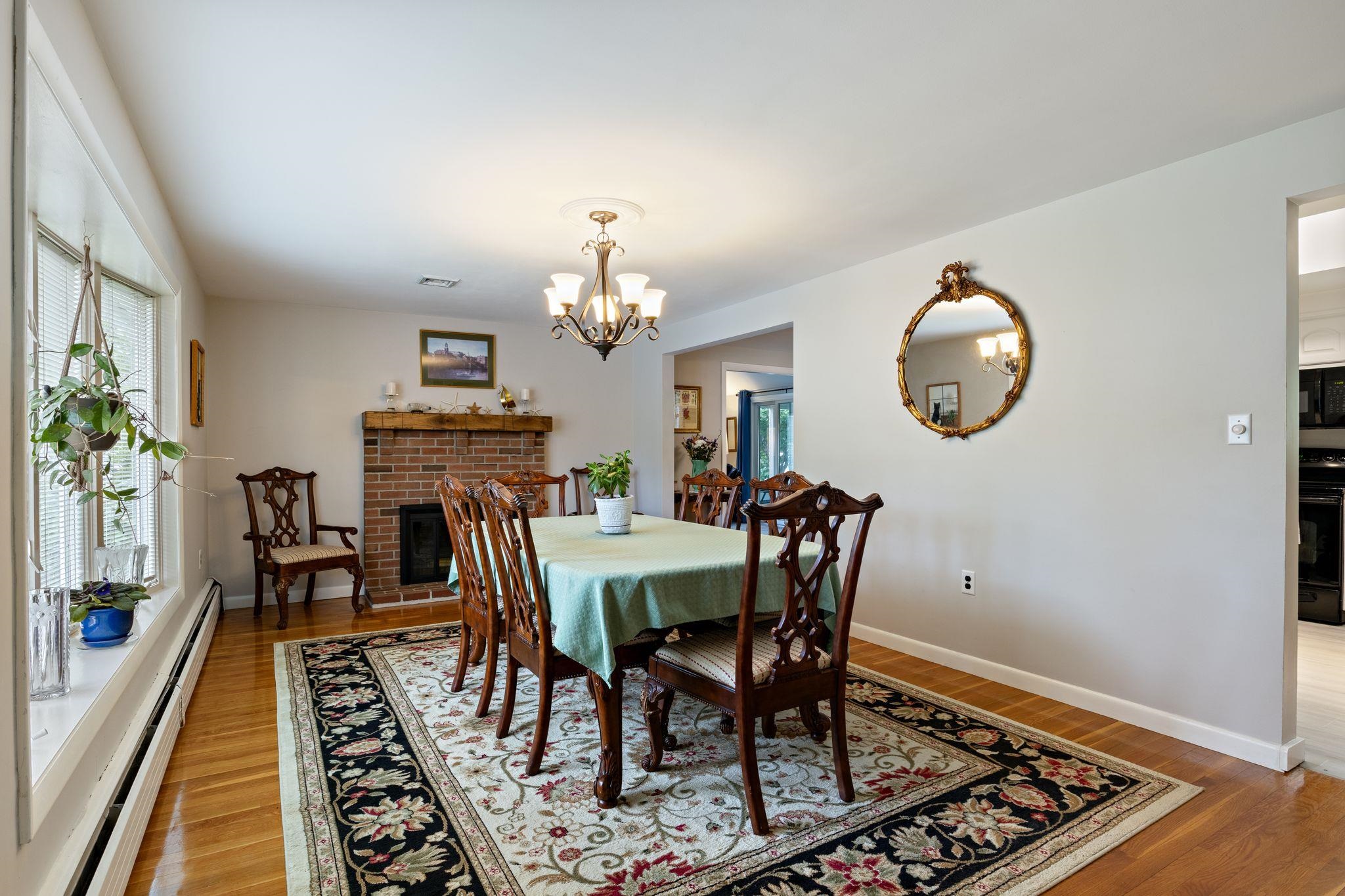 315 McKinley Road Portsmouth, NH 03801 - Photo 3 of 40