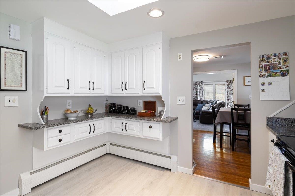 315 McKinley Road Portsmouth, NH 03801 - Photo 8 of 40