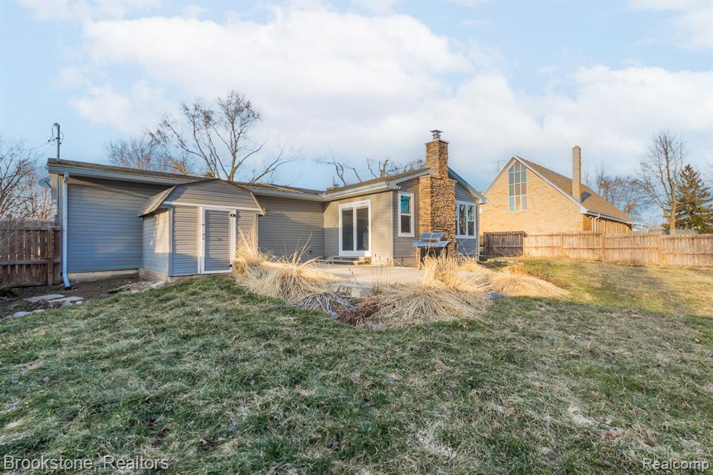 406 5th Street Fenton, MI 48430 - Photo 39 of 43 Gallery Image 39