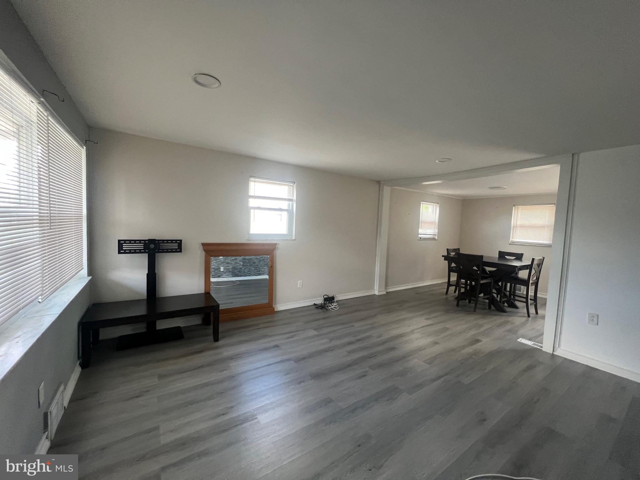 40 Collins Lane Maple Shade, NJ 08052 - Photo 11 of 28