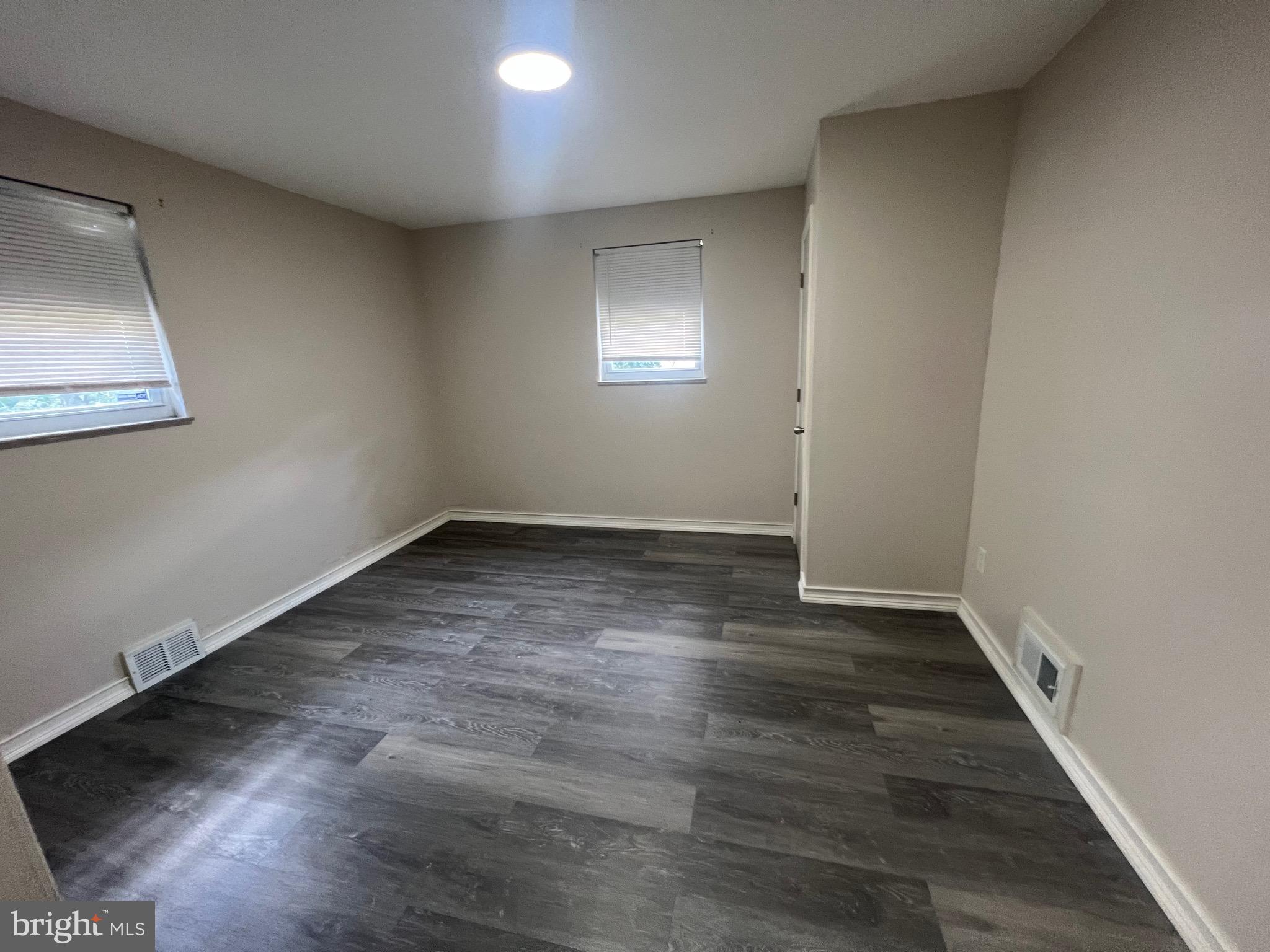 40 Collins Lane Maple Shade, NJ 08052 - Photo 18 of 28