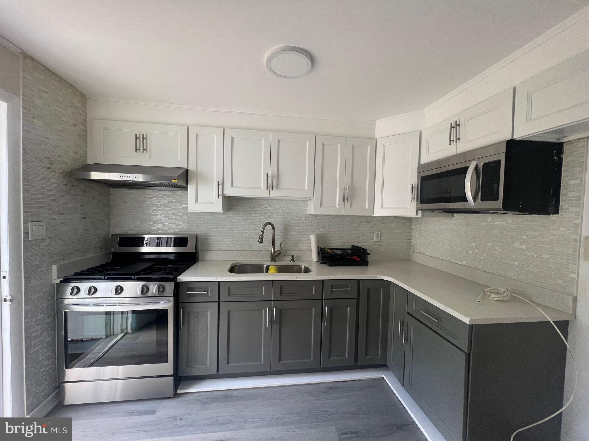 40 Collins Lane Maple Shade, NJ 08052 - Photo 8 of 28