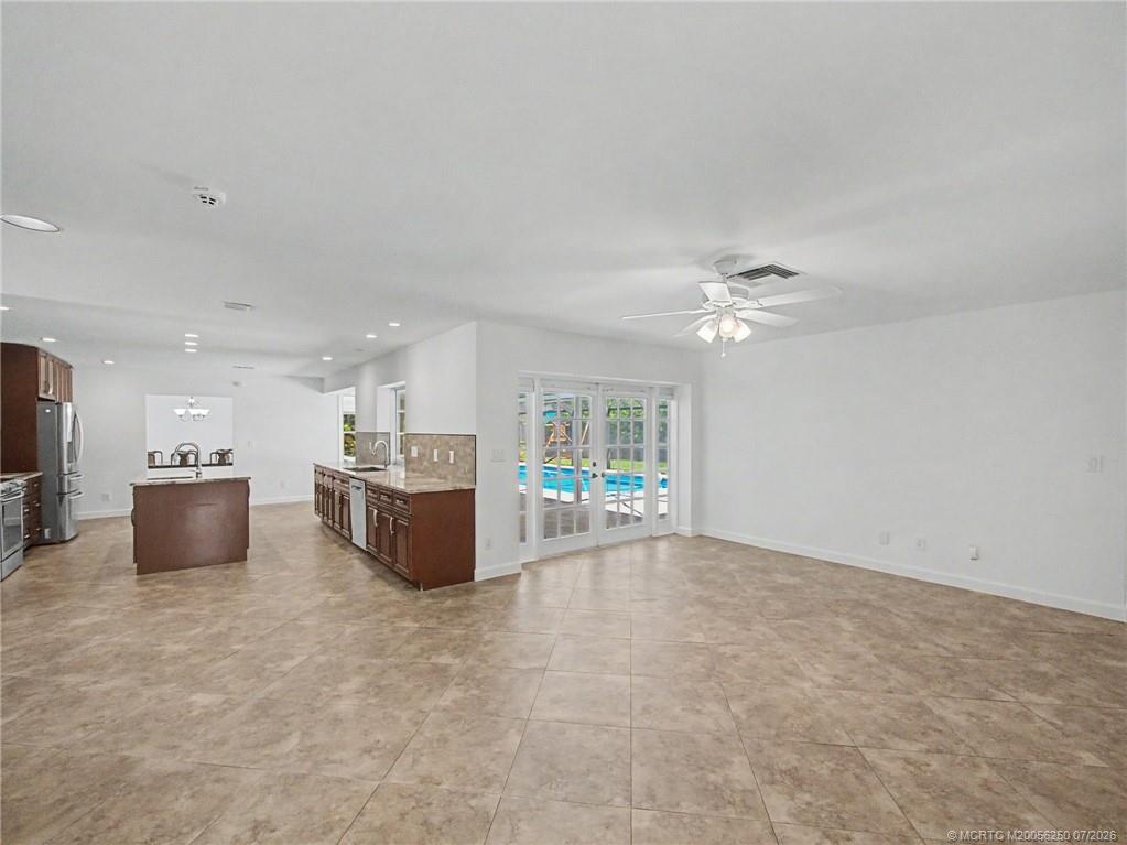 22 Banyan Road Stuart, FL 34996 - Photo 13 of 45 Gallery Image 13