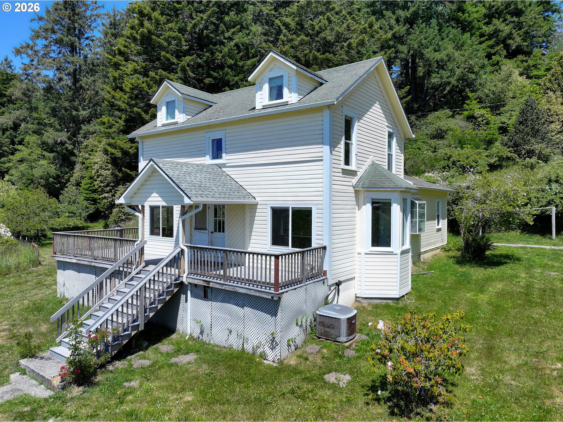 94665 North Bank Pistol River Road Gold Beach, OR 97444 - Photo 17 of 48