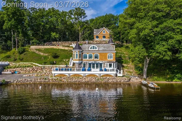 $3,200,000 | 14625 Edgewater Drive, Gregory, MI 48137
