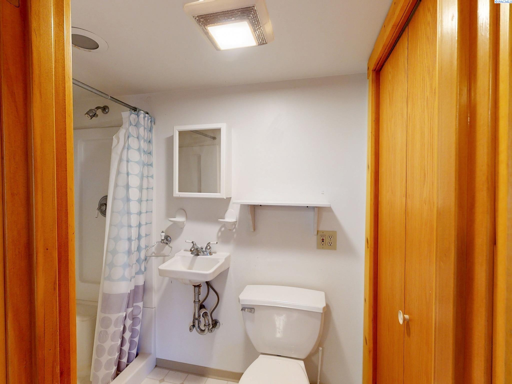 125 Southwest State Street Pullman, WA 99163 - Photo 9 of 15 Gallery Image 9