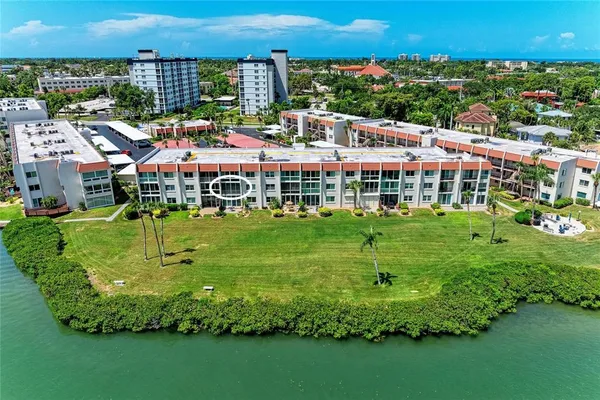 $425,000 | 250 Santa Maria Street, Unit 219, Venice, FL 34285