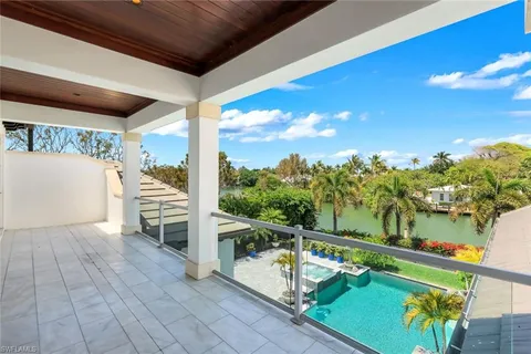 $15,900,000 | 605 Galleon Drive, Naples, FL 34102