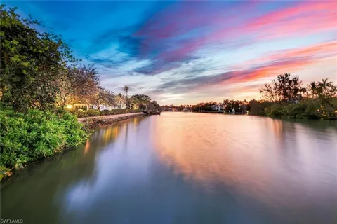 $15,900,000 | 605 Galleon Drive, Naples, FL 34102