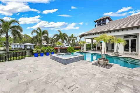 $15,900,000 | 605 Galleon Drive, Naples, FL 34102