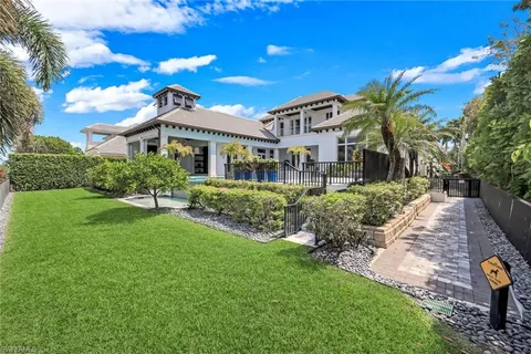 $15,900,000 | 605 Galleon Drive, Naples, FL 34102