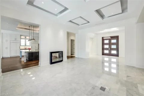 $15,900,000 | 605 Galleon Drive, Naples, FL 34102