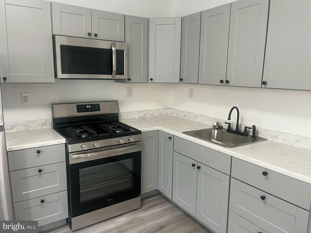 $235,000 | 933 Lansdowne Avenue, Camden, NJ 08104