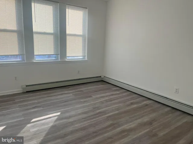 $235,000 | 933 Lansdowne Avenue, Camden, NJ 08104