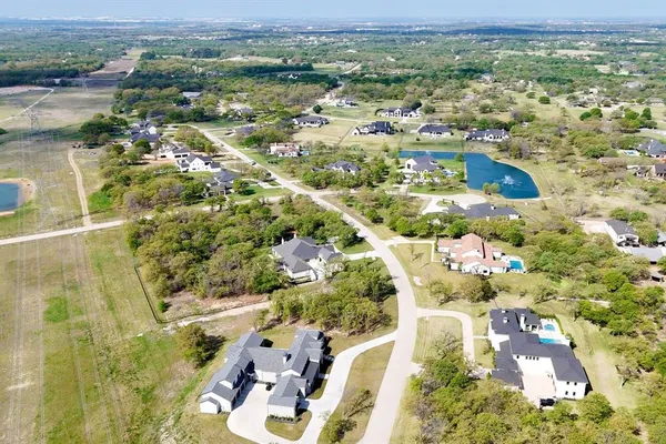 $995,000 | 1028 Hat Creek Road, Bartonville, TX 76226