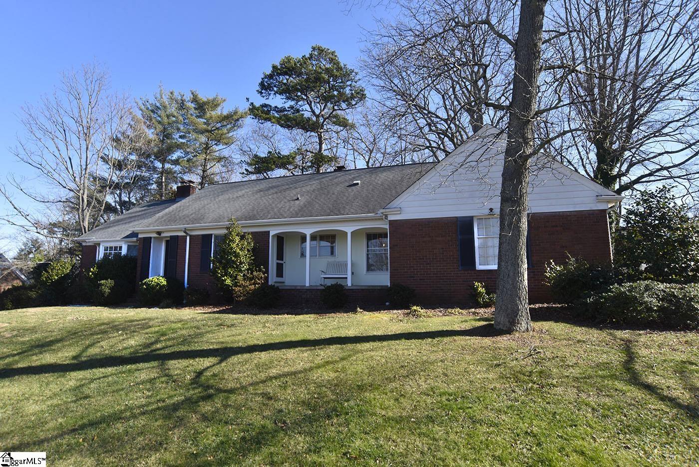 239 Sheffield Road Greer, SC 29651 - Photo 1 of 30