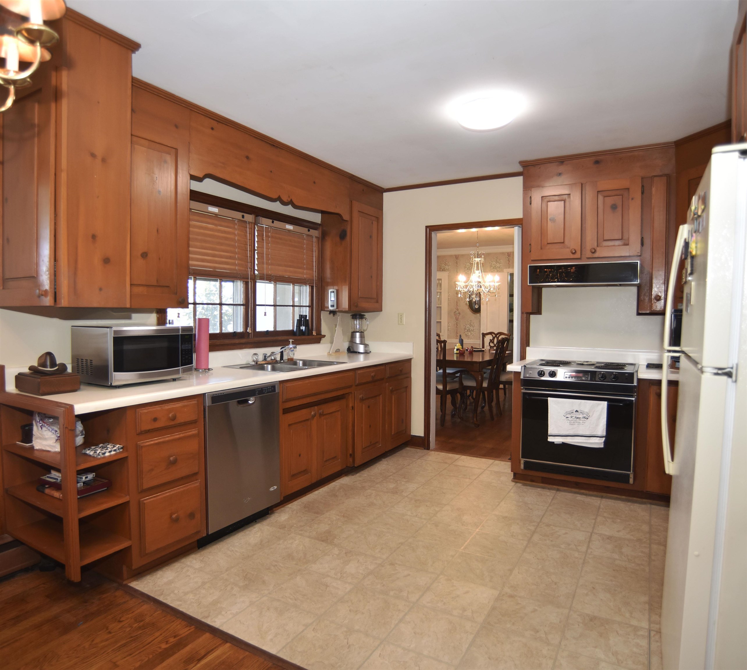 239 Sheffield Road Greer, SC 29651 - Photo 6 of 30