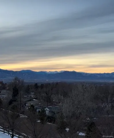 a car parked in front of a building