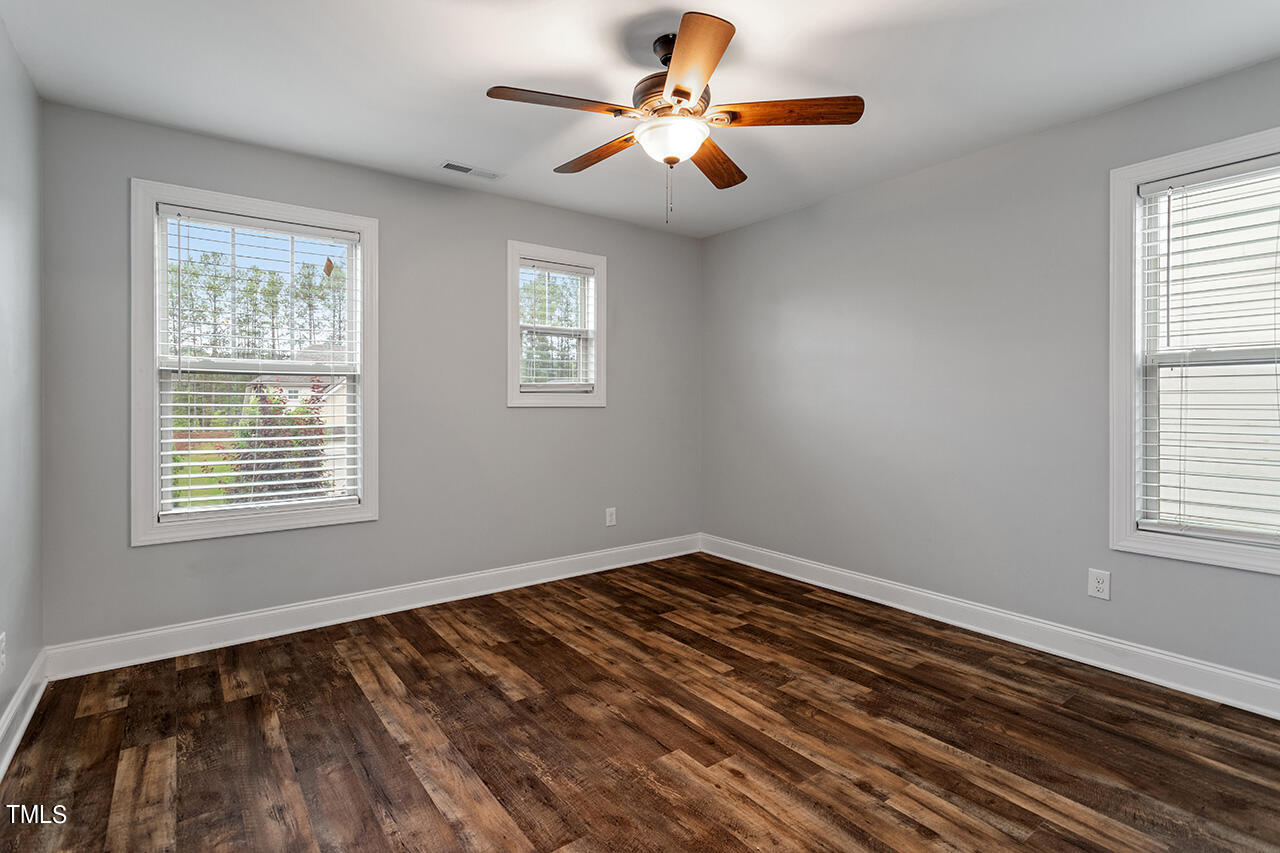 1723 Capstone Drive Durham, NC 27713 - Photo 31 of 34 1723 Capstone Drive_32