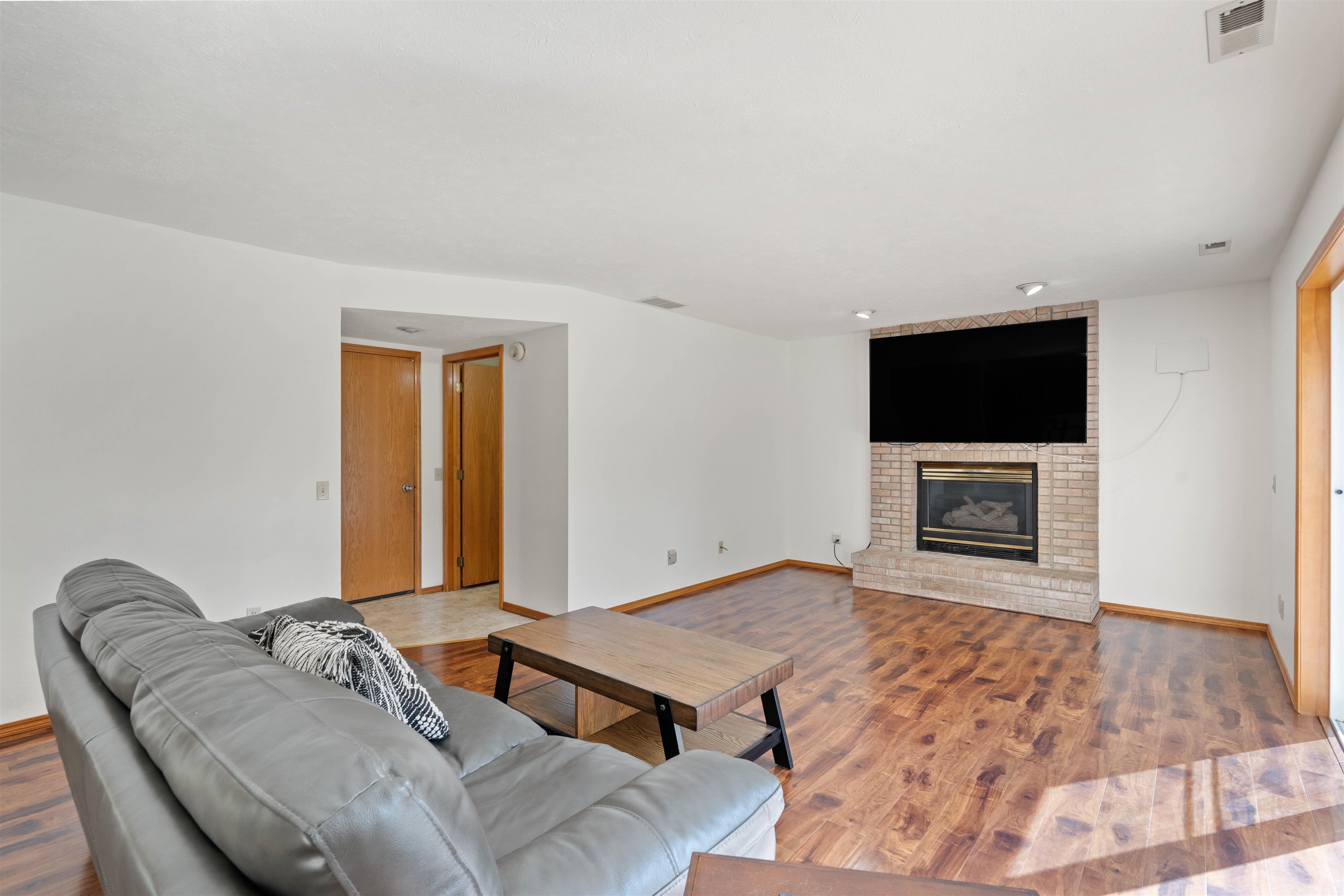 14725 North Lowe Road Mead, WA 99021 - Photo 11 of 28